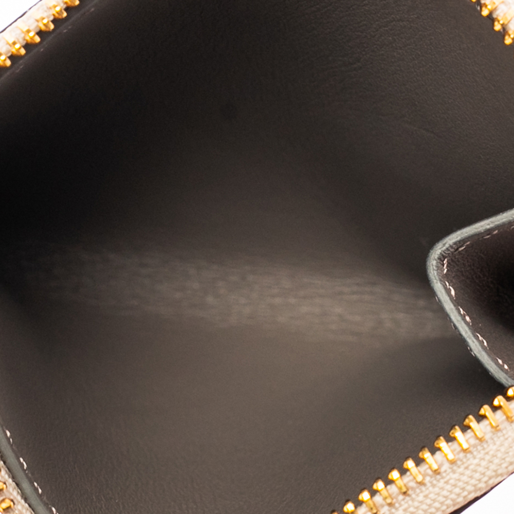 

Burberry Beige Leather Meldon Half Zip Square Wallet
