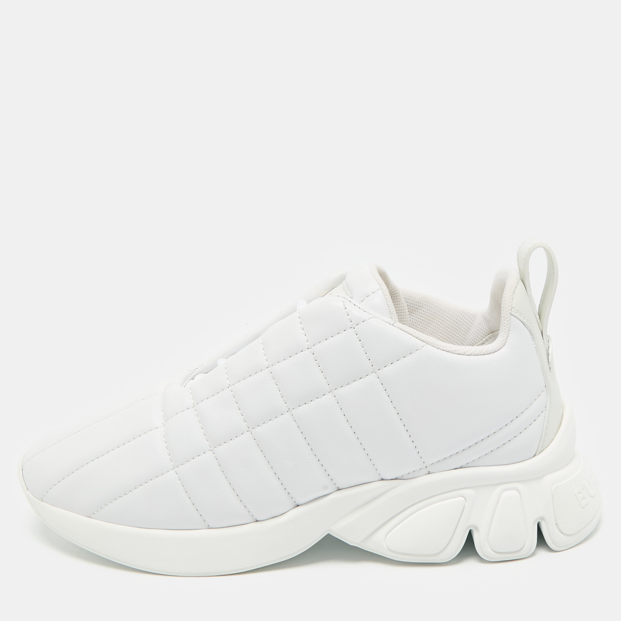 

Burberry White Quilted Leather TNR Classic Sneakers Size