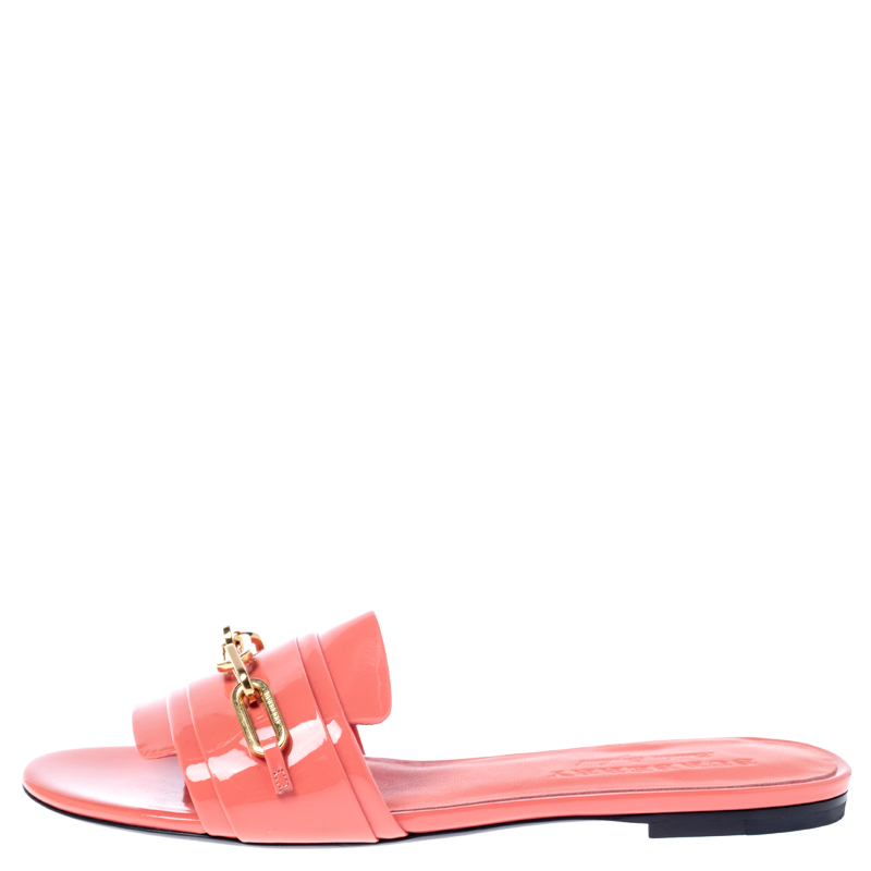 

Burberry Pink Patent Leather Coleford Slide Sandals Size