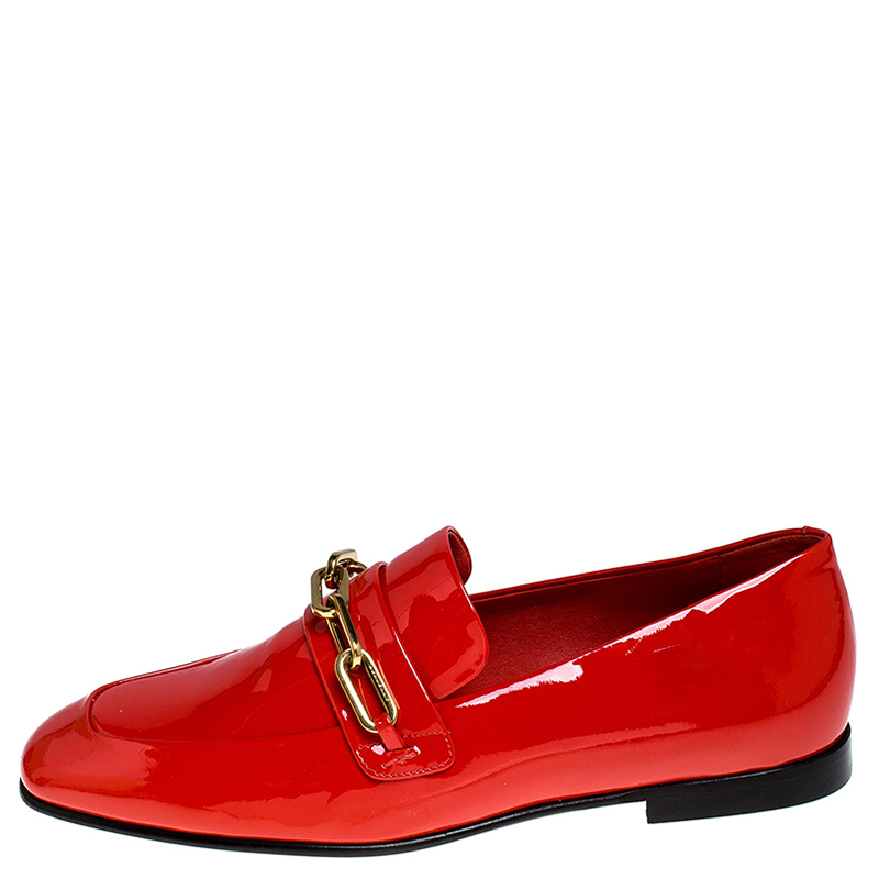 

Burberry Red Patent Leather Chillcot Loafers Size