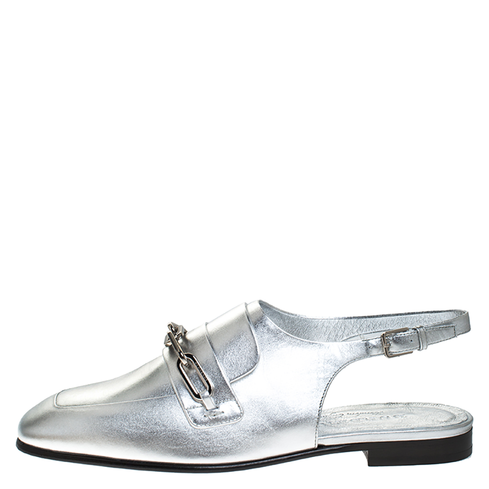 

Burberry Silver Leather Cheltown Slingback Flat Sandals Size