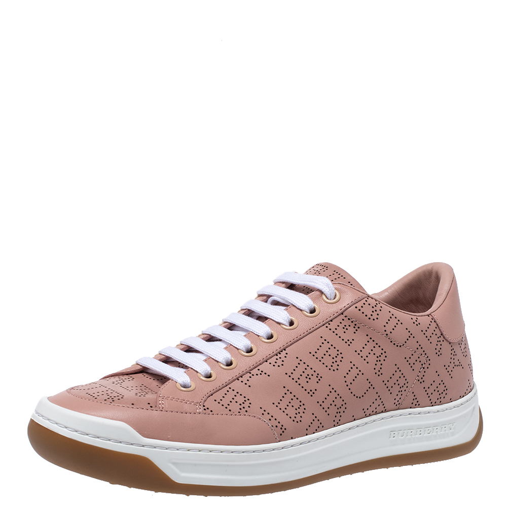 BURBERRY PINK PERFORATED LEATHER TIMSBURY LOW TOP SNEAKERS SIZE 38.5