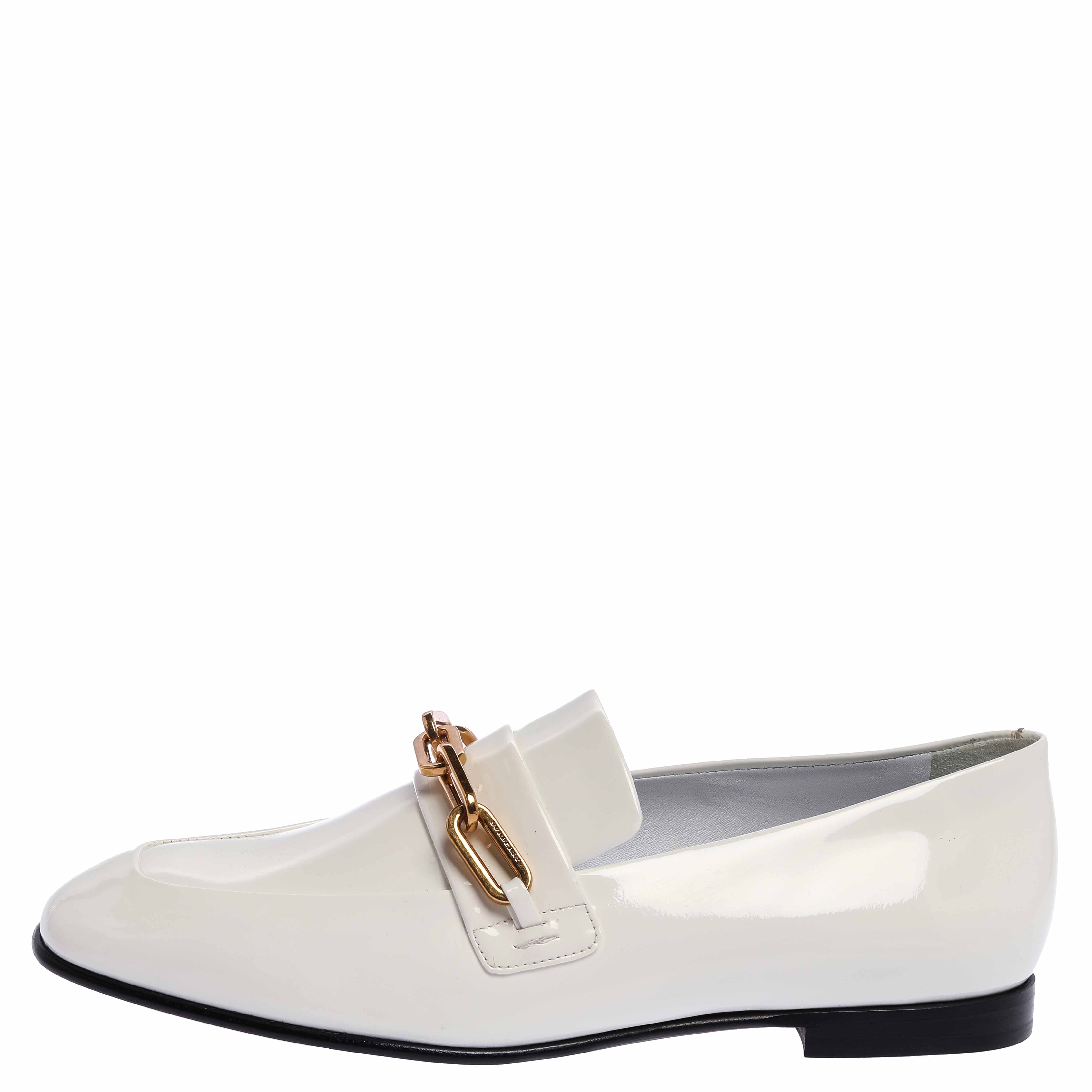 

Burberry White Patent Leather Chain Link Loafers Size