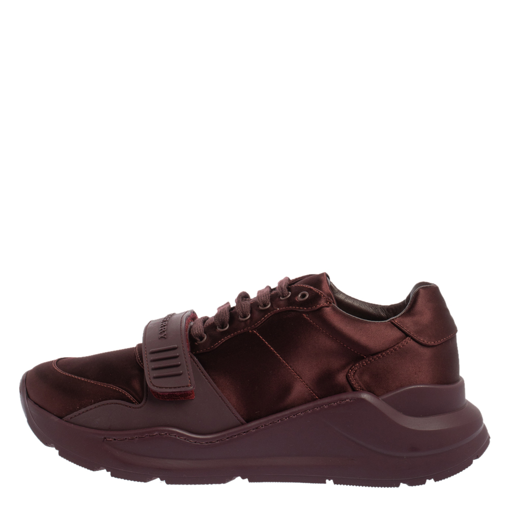 

Burberry Burgundy Satin And Rubber Regis Low Top Sneakers Size