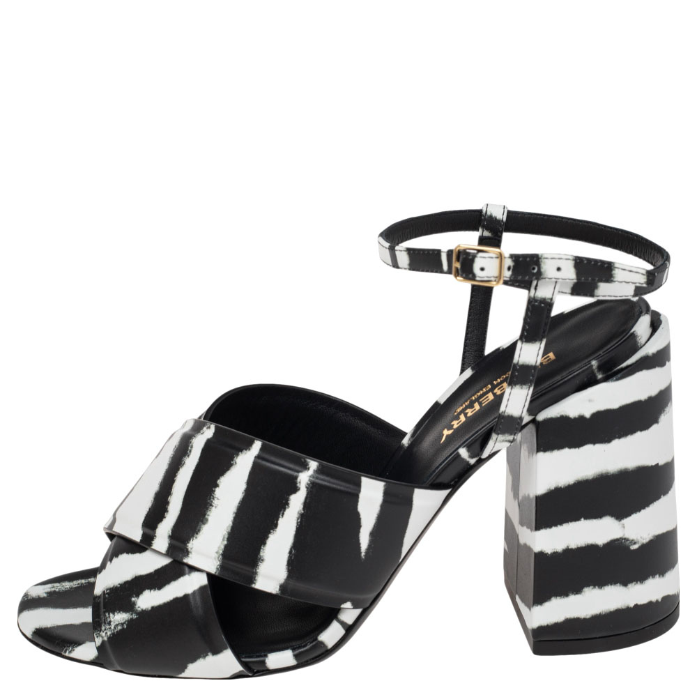 

Burberry Black/White Leather Castlebar Ankle Strap Sandals Size