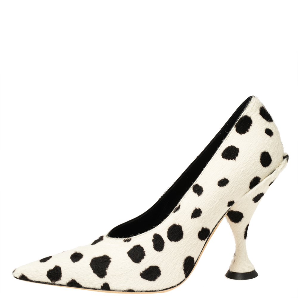 

Burberry Black/White Pony Hair Pointed Toe Ava Pumps Size