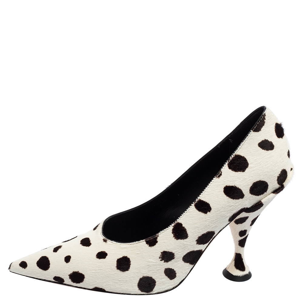 

Burberry Black/White Pony Hair Pointed Toe Ava Pumps Size