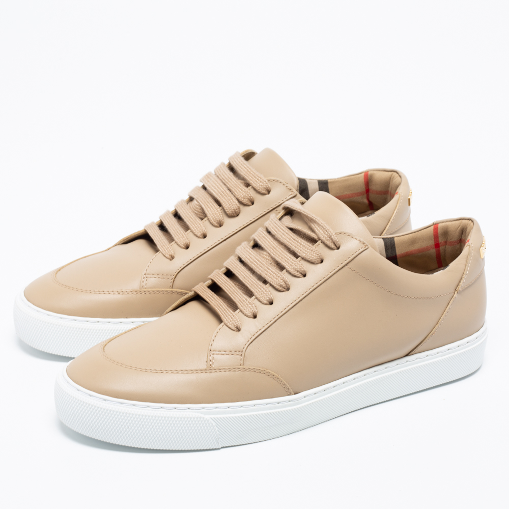 

Burberry Beige Leather Westford Low Top Sneakers Size
