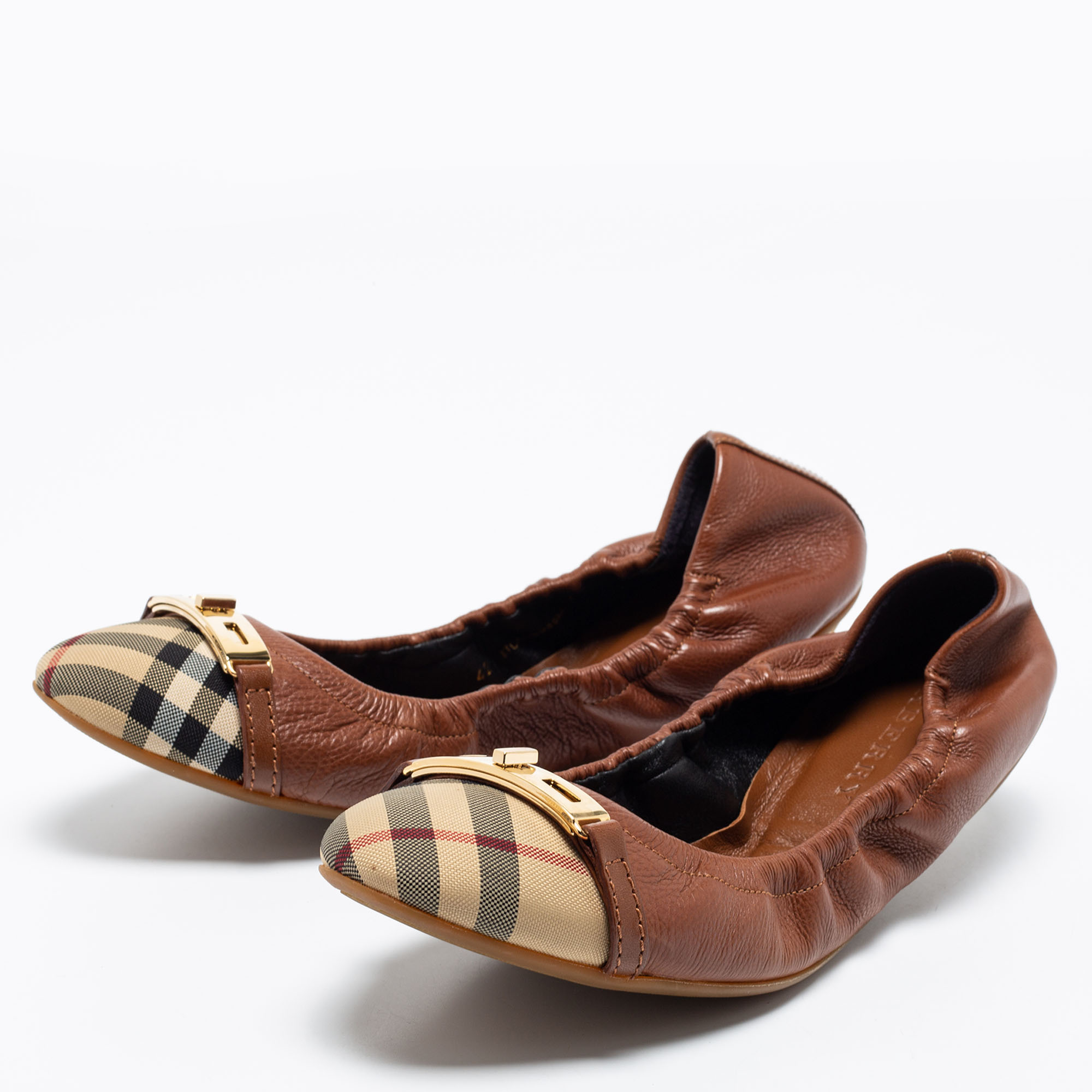 

Burberry Brown Canvas & Leather Ballet Flats Size