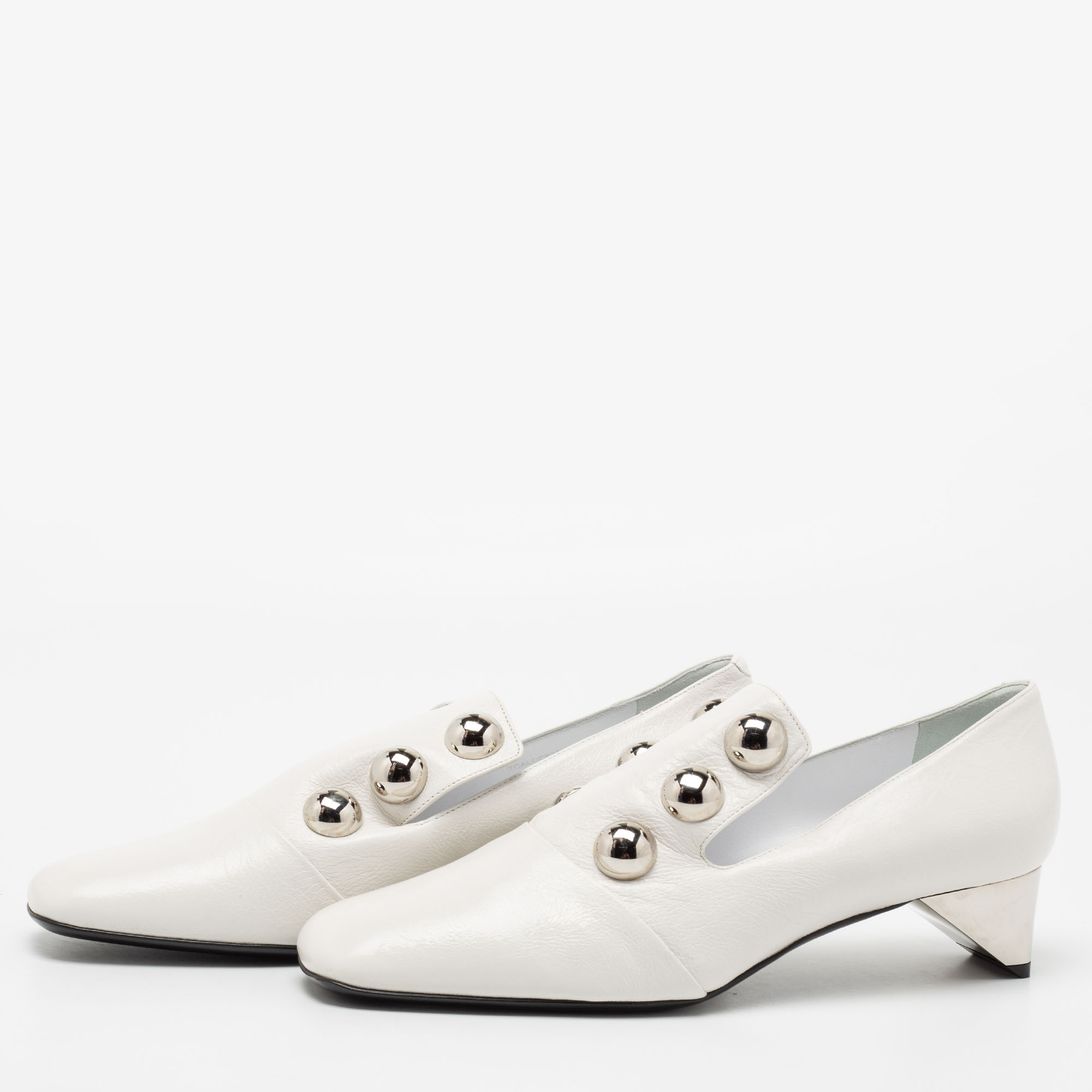 

Burberry White Leather Ambridge Embellished Pumps Size