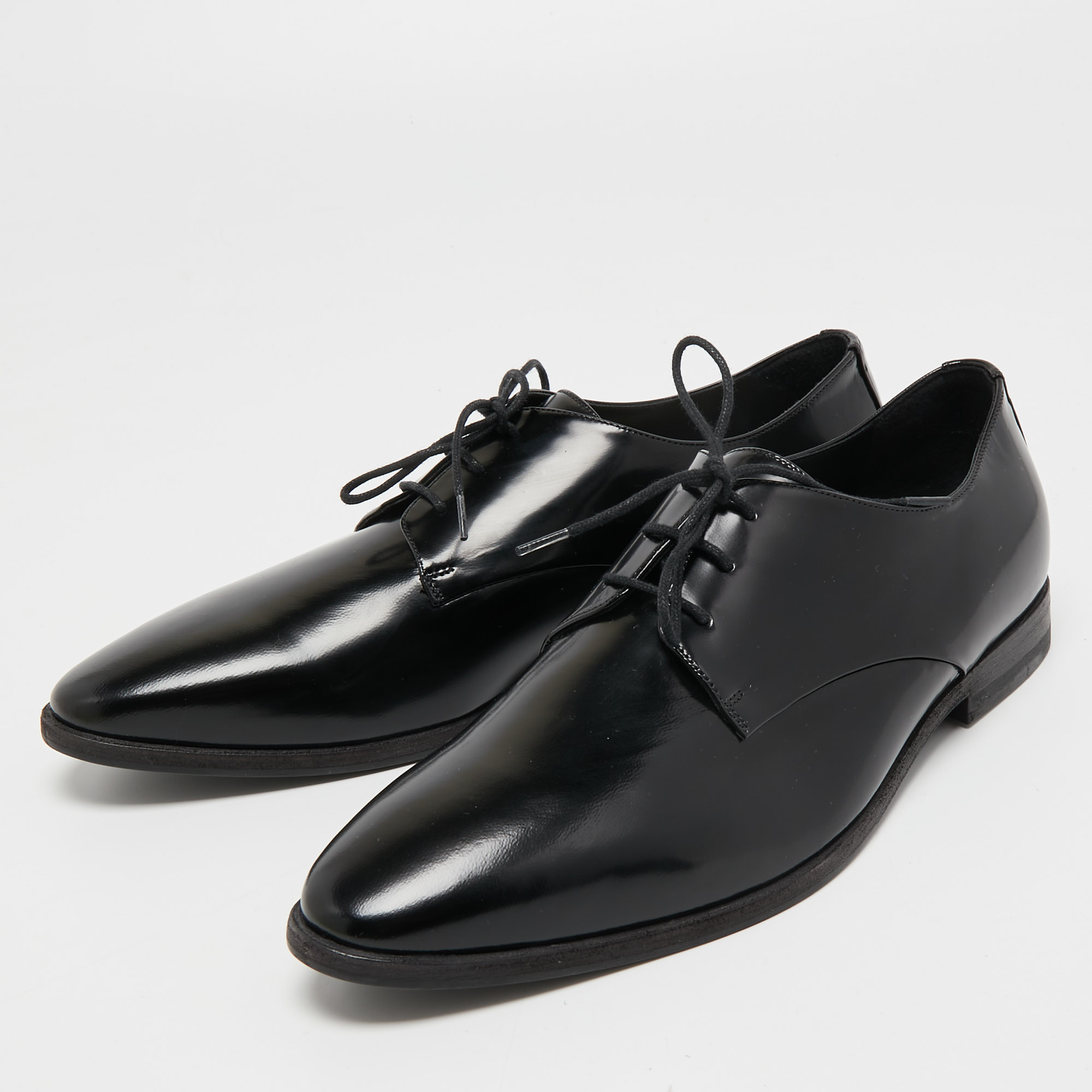 

Burberry Black Leather Lace Up Derby Size