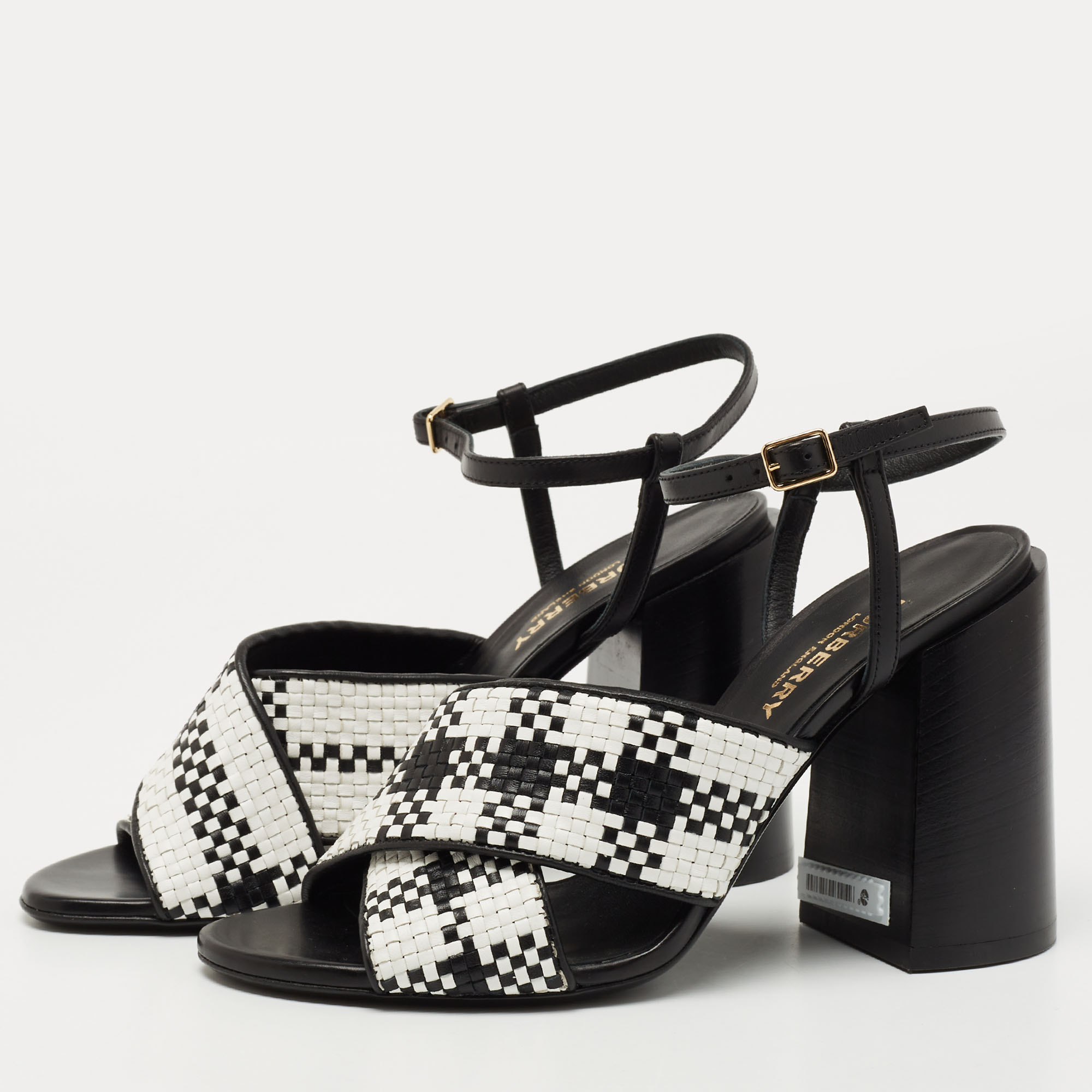 

Burberry White/Black Woven Leather Block Heel Sandals Size