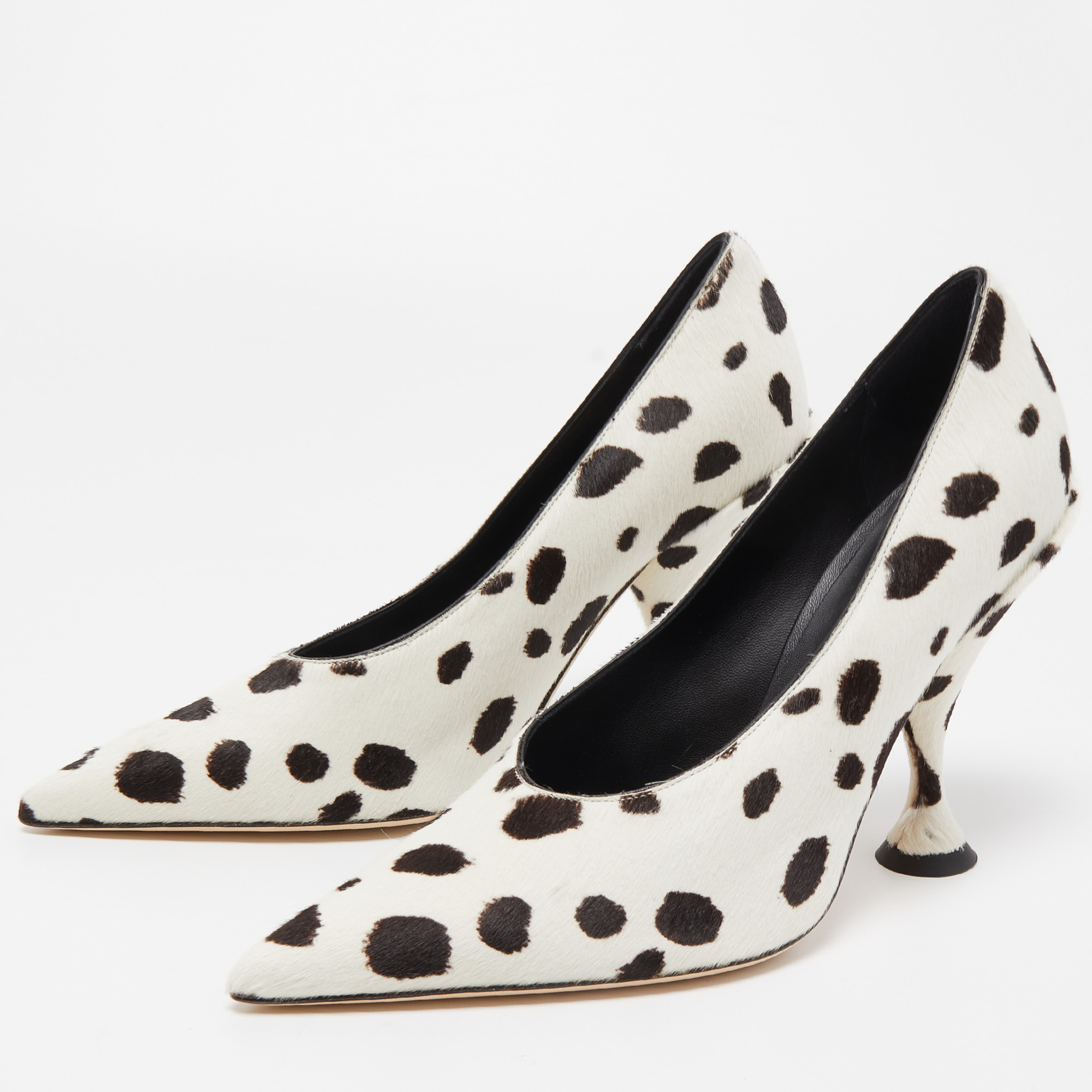 

Burberry White/Black Calf Hair Ava Pumps Size