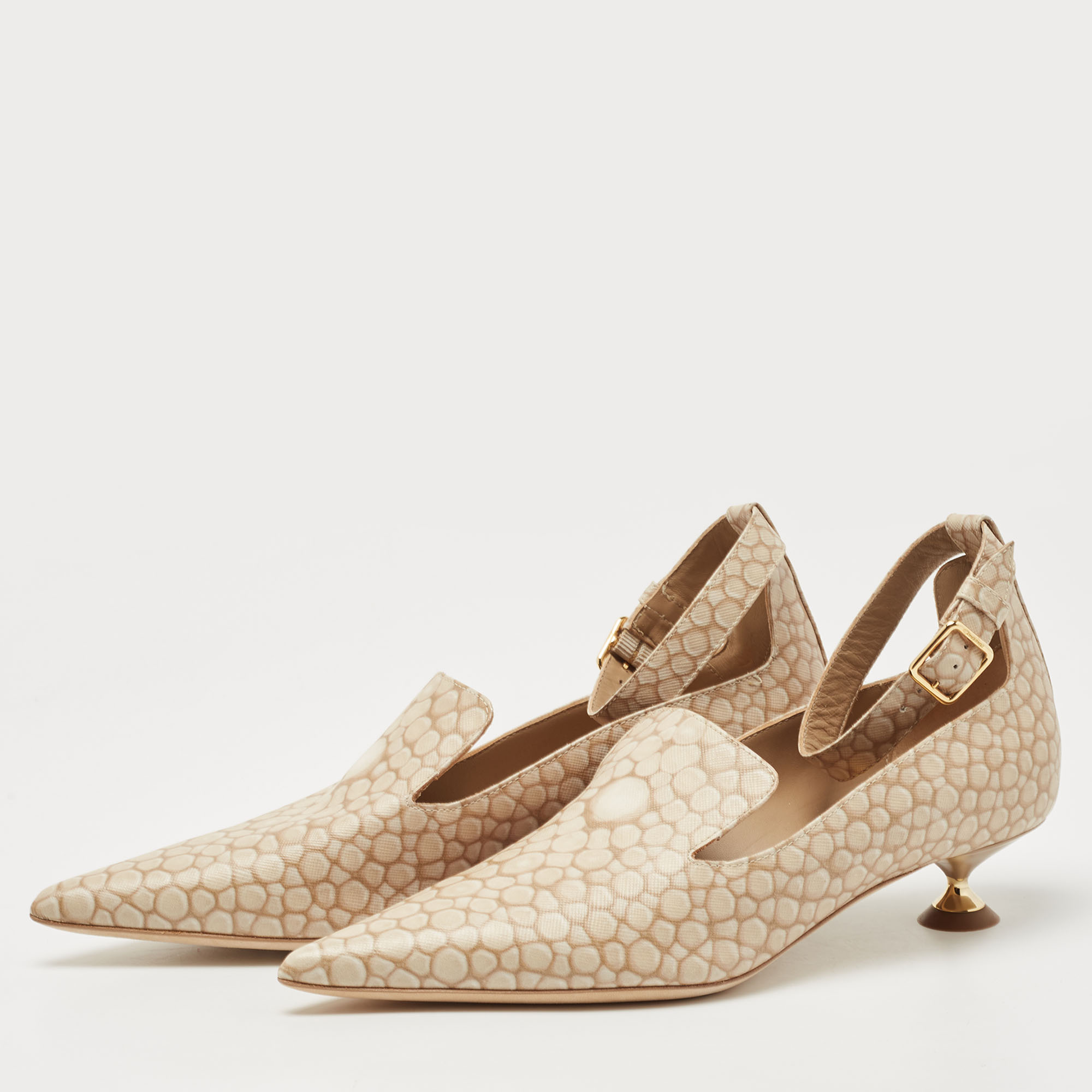 

Burberry Brown/Beige Printed Leather Pointed Toe Ankle Strap Pumps Size