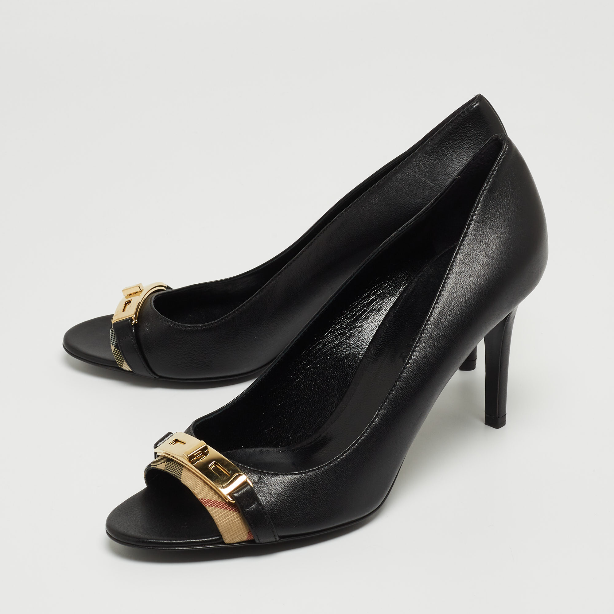 

Burberry Black Leather And Canvas Trim Twist Lock Dunlow Peep Toe Pumps Size