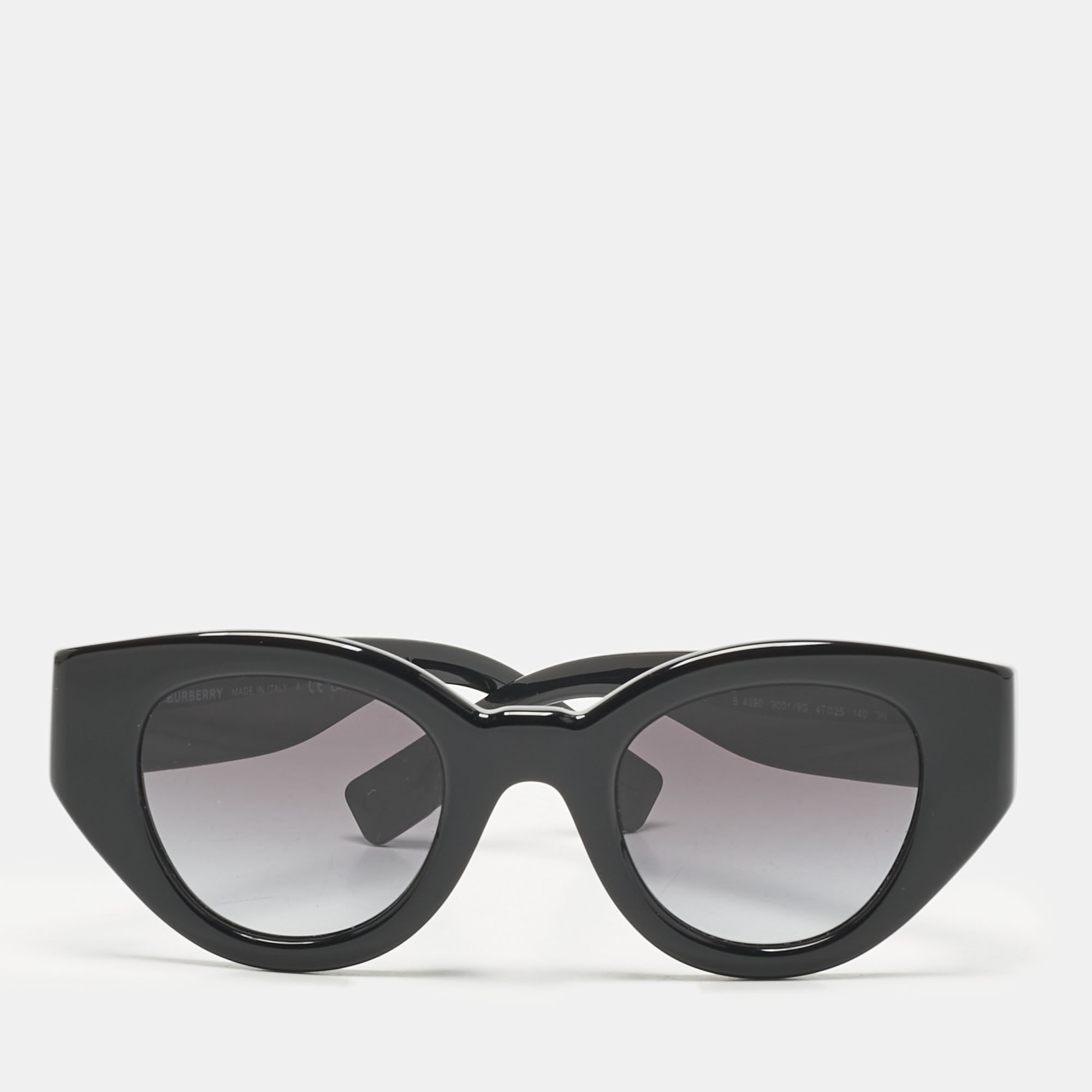 Pre-owned Burberry Black Gradient B 4390 Tb Cat Eye Sunglasses