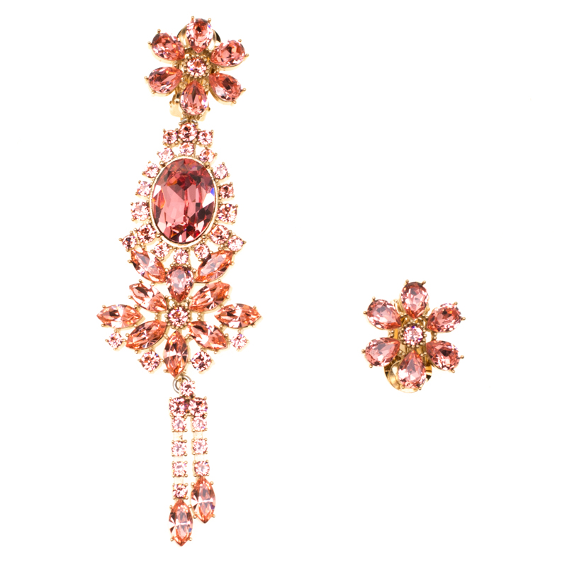 

Burberry Flower Crystal Gold Tone Clip-on Asymmetric Stud Drop Earrings, Pink