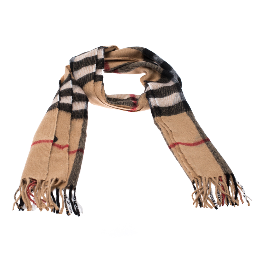 

Burberry Beige Heart Print Giant Check Classic Cashmere Scarf