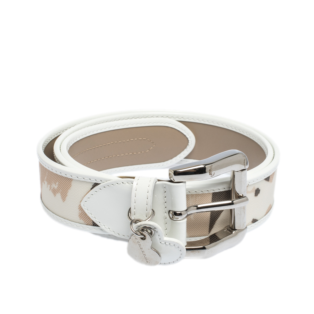 

Burberry White Heart Check PVC and Leather Heart Charm Buckle Belt