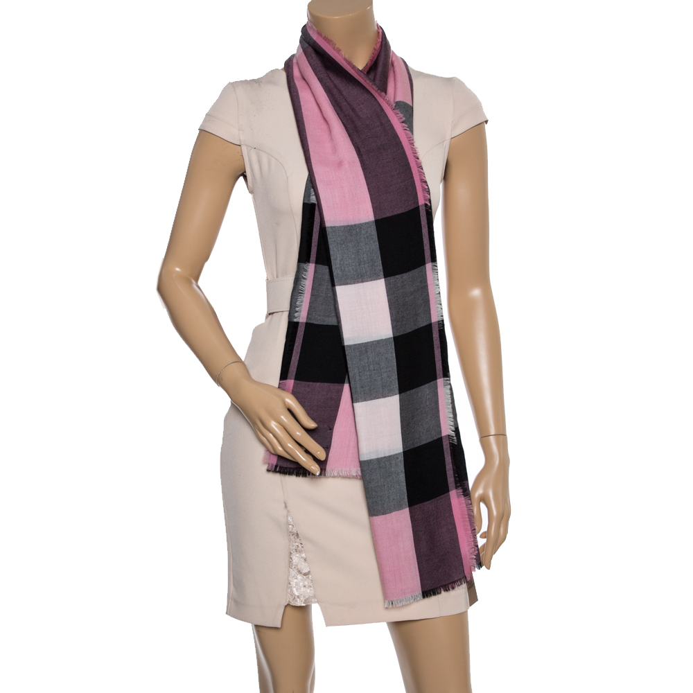 

Burberry Pink & Black Check Pattern Cashmere Scarf