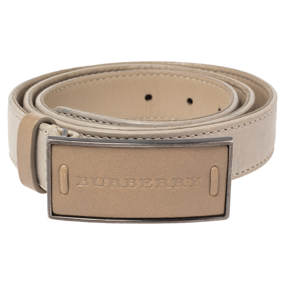 

Burberry Light Grey Leather Logo Buckle Belt