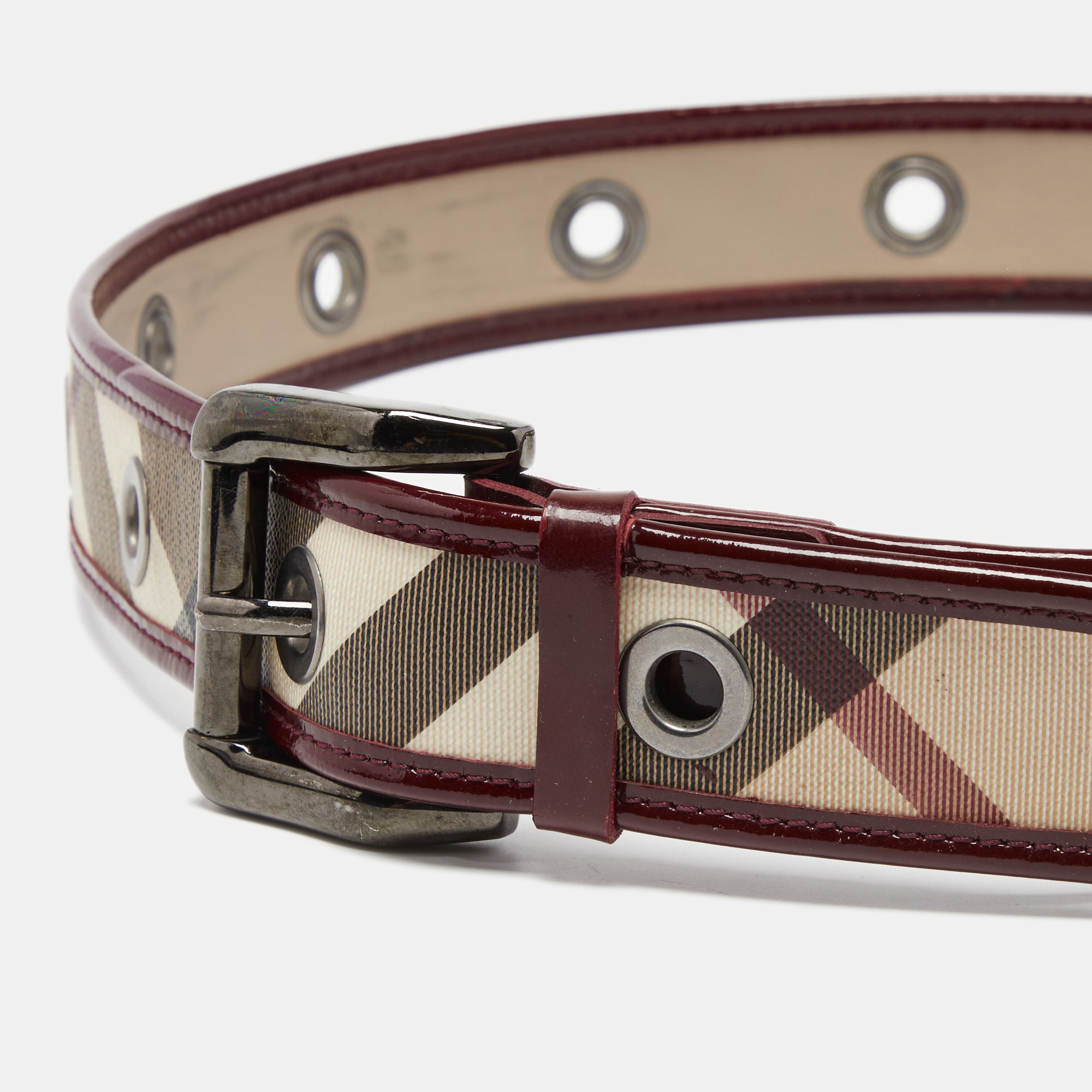 

Burberry Beige/Burgundy Nova Check PVC And Patent Leather Buckle Belt