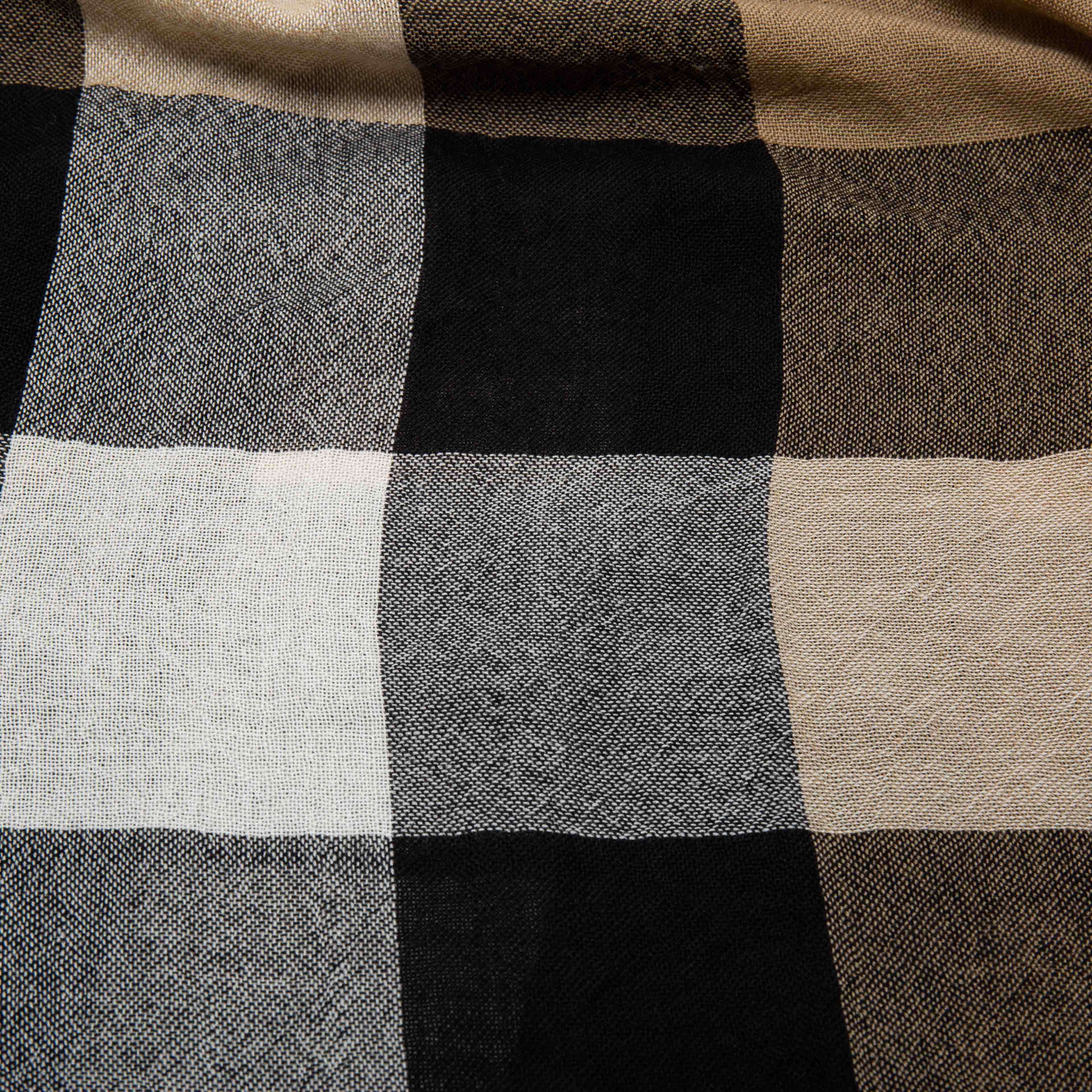 

Burberry Brown House Check Merino Wool Fringed Scarf