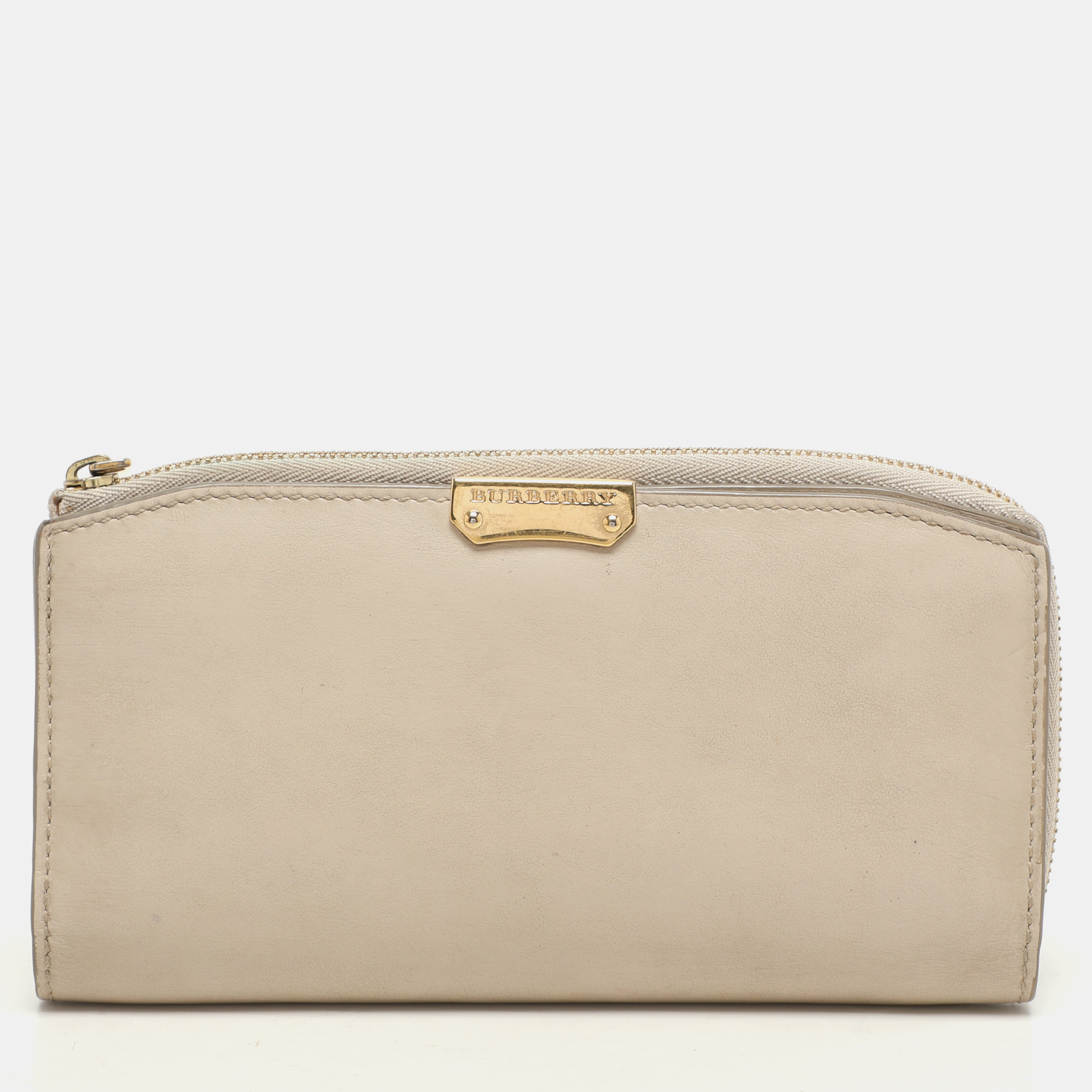 

Burberry Cream Leather Zip Around Bifold Wallet