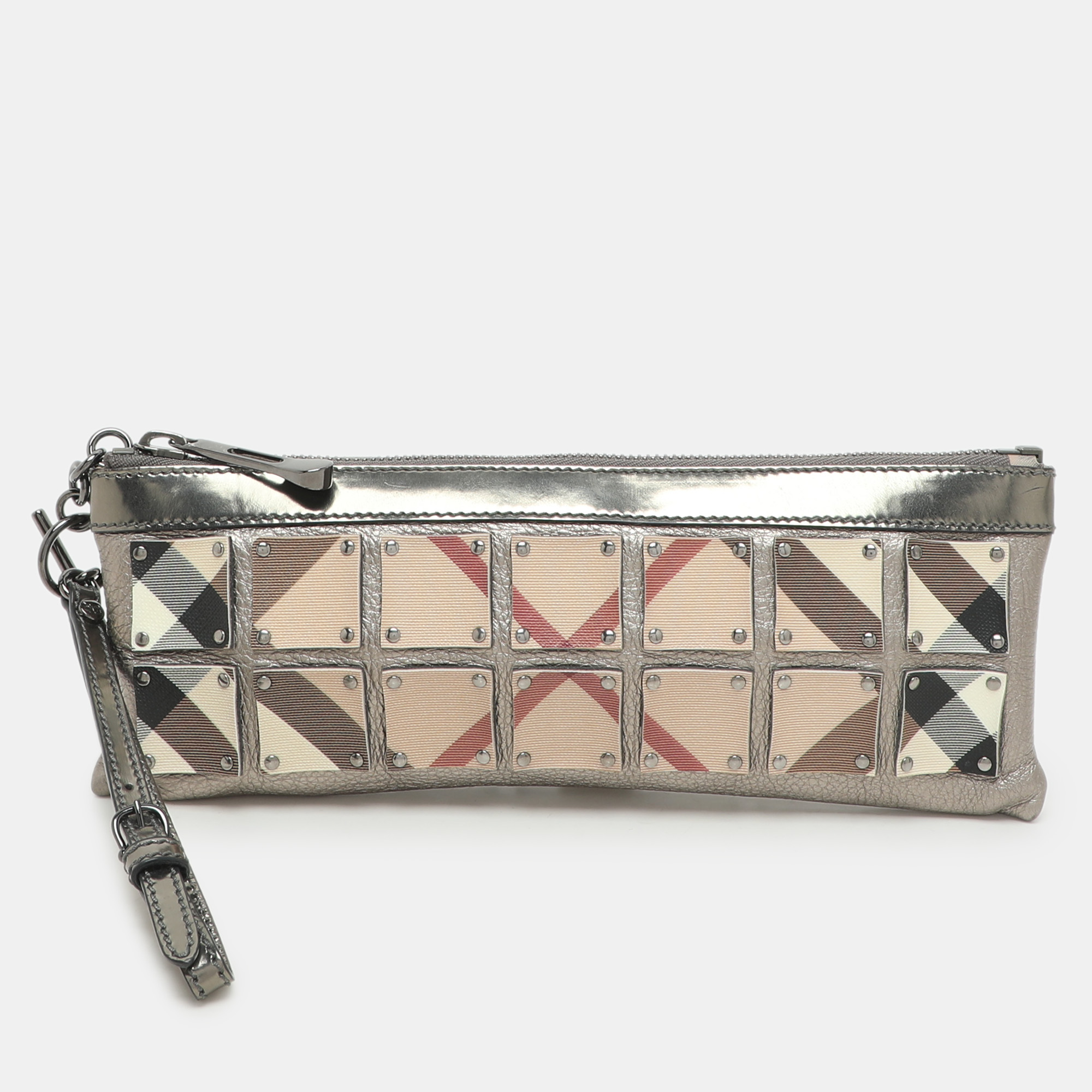 

Burberry Metallic/Beige Nova Check PVC and Leather Zip Wristlet Clutch