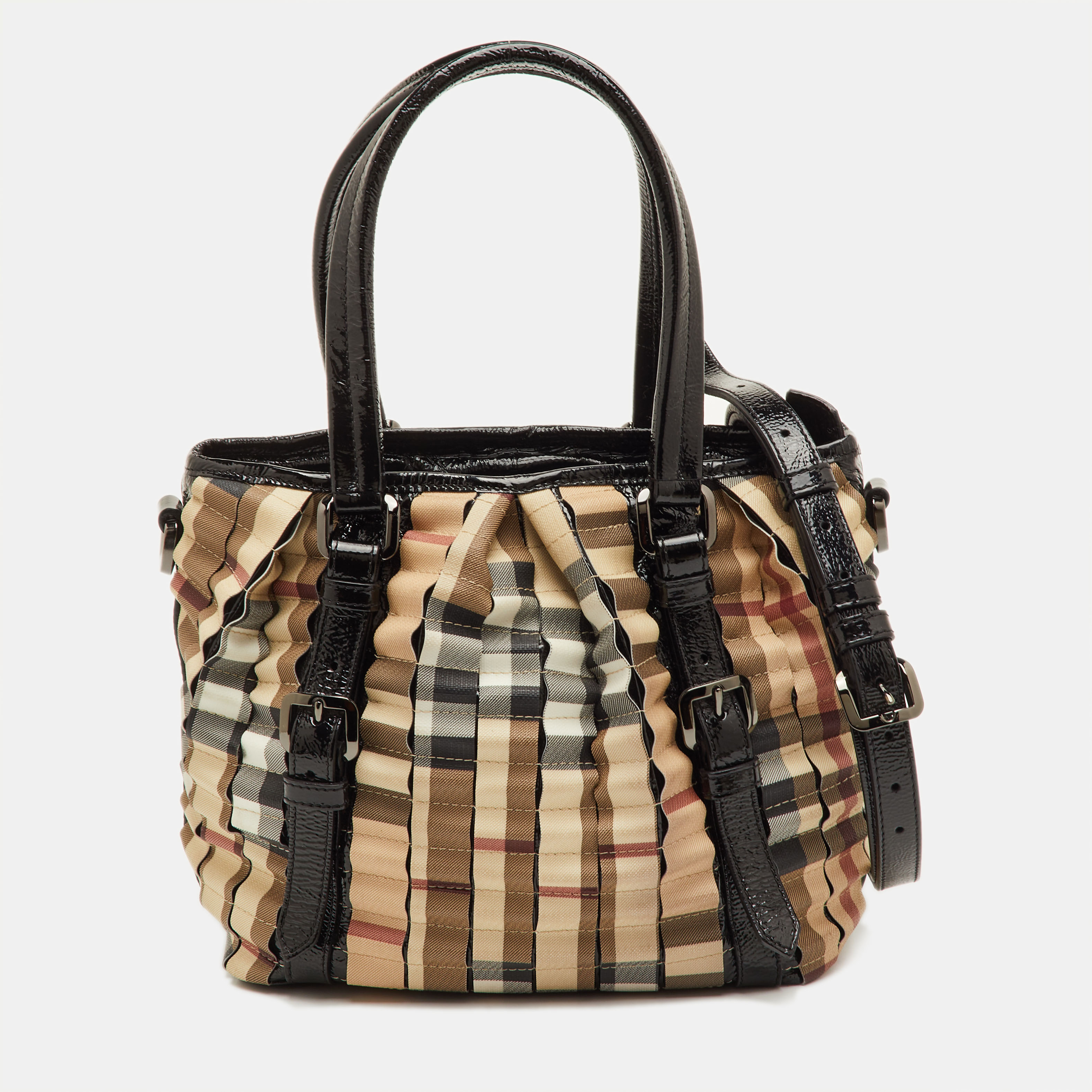 

Burberry Lowry Beige/Black Nova Check Patent Leather and Cartridge Pleat PVC Tote