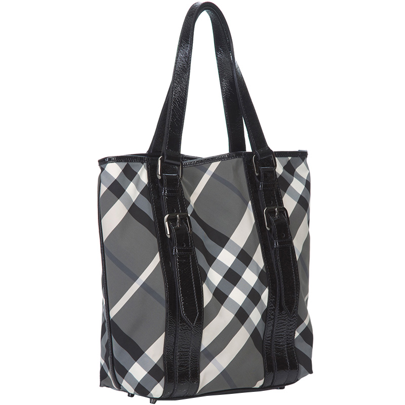 

Burberry Black Nylon Beat Check Victoria Tote Bag