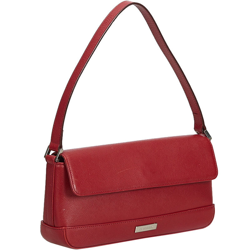 

Burberry Red Leather Baguette