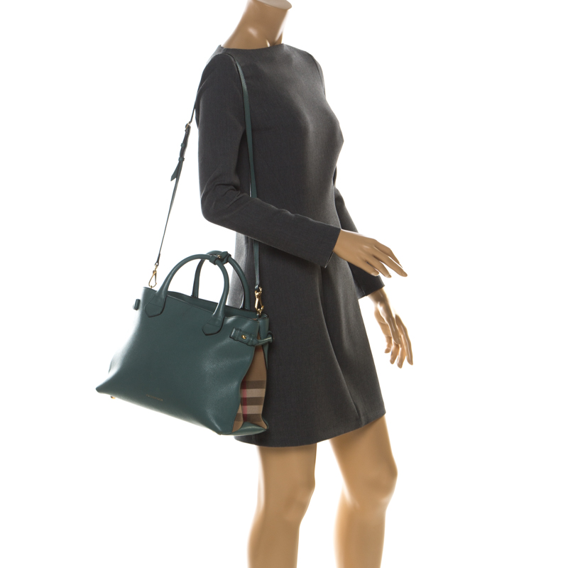 

Burberry Sea Green Leather and House Check Fabric Medium Banner Tote