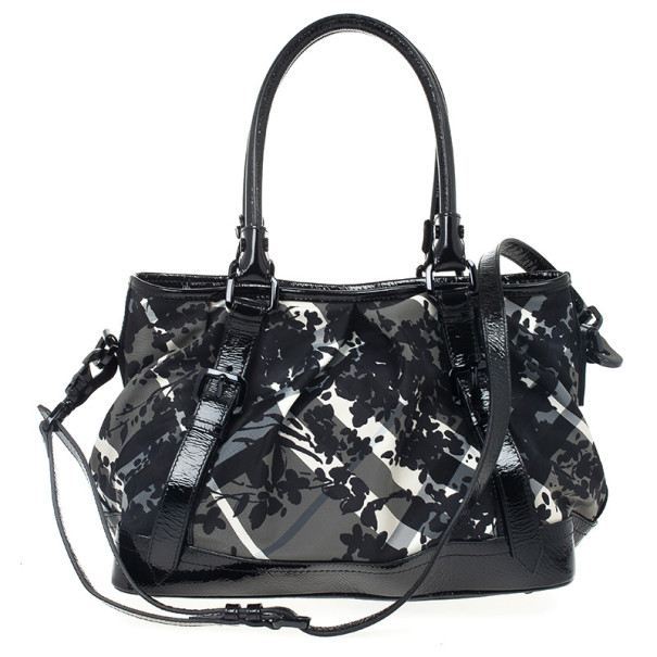 مملوكة مسبقًا Burberry Floral Check Tote Bag