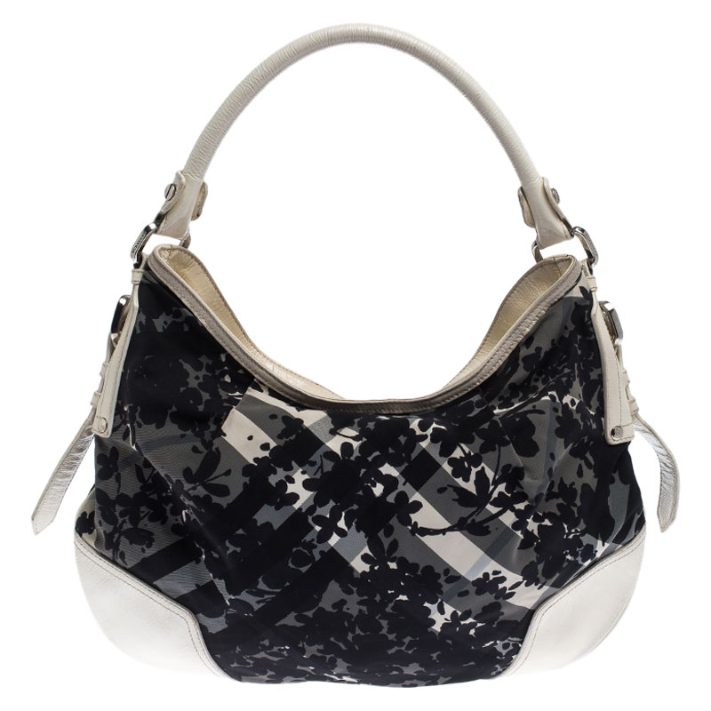 مملوكة مسبقًا حقيبة بربري Hernville جلد لامعة ونايلون كاروهات بيت بيضاء/ أسود 