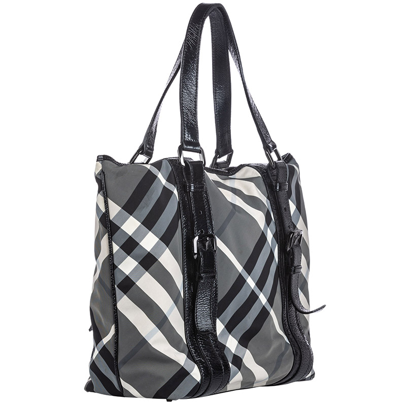 

Burberry Gray Beat Check Nylon Victoria Tote Bag, Multicolor