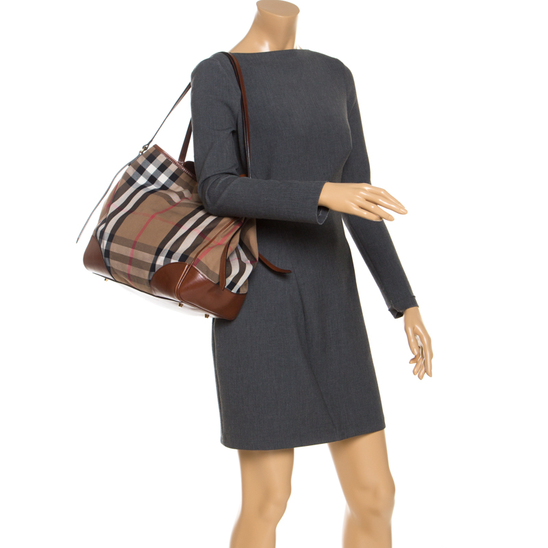 

Burberry Beige/Brown House Check Fabric and Leather Canterbury Tote