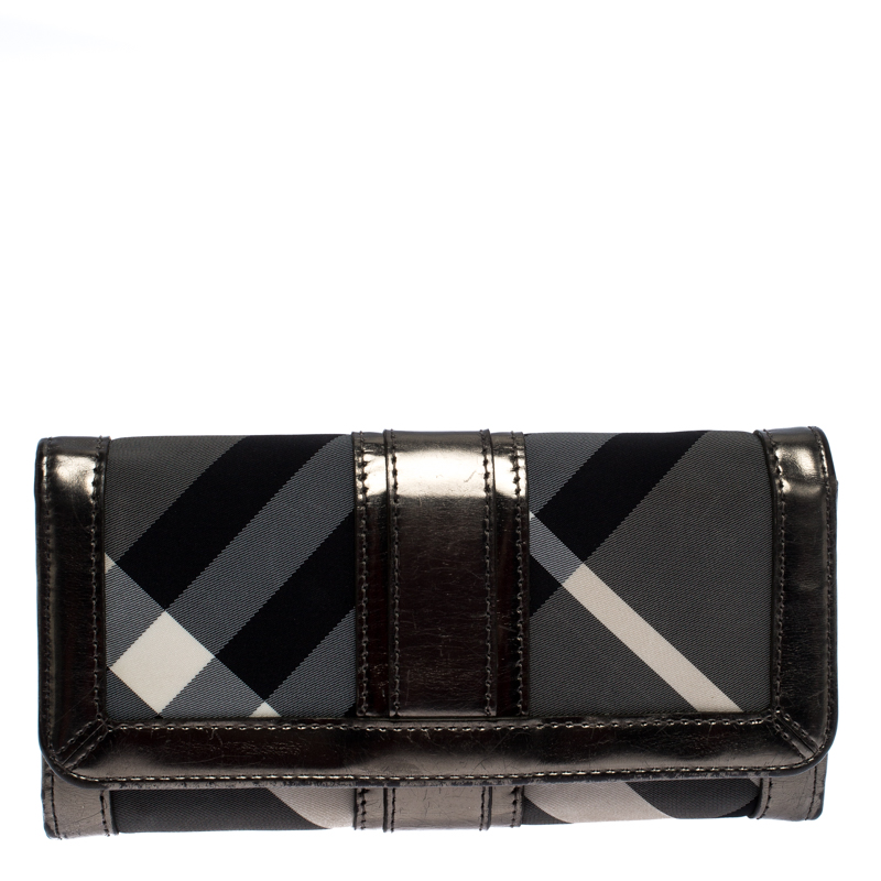 Pre-owned Burberry Metallic Grey Beat Check Nylon And Patent Leather Penrose Continental Wallet