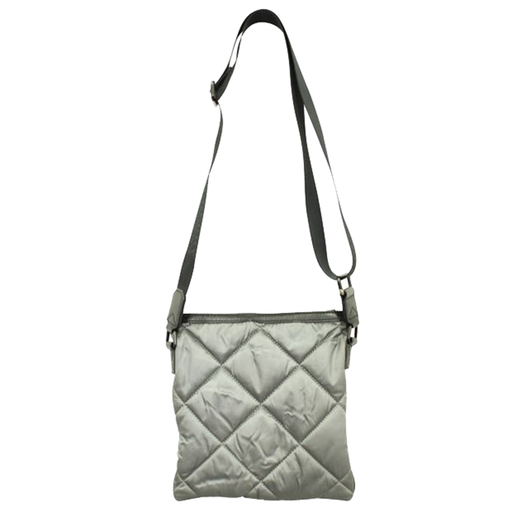 

Burberry Grey Fabric Quilted Leather Crossbody Bag