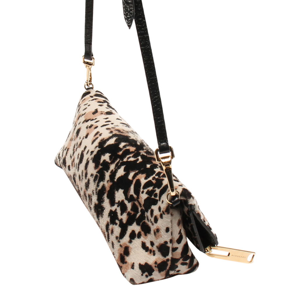 

Burberry Beige Leather Leopard Pattern Shoulder Bag