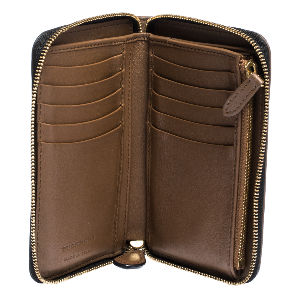 

Burberry Brown/Beige Haymarket Check Fabric and Leather Zip Around Wallet