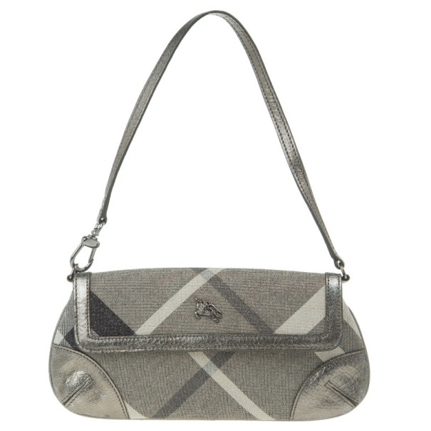 مملوكة مسبقًا Burberry Grey Shimmer Check Wristlet