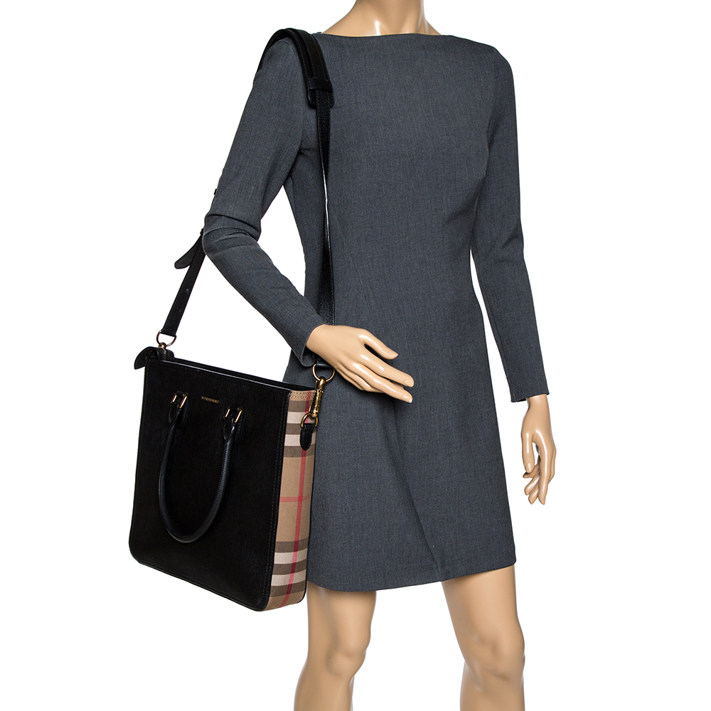 

Burberry Black Leather and Housecheck Canvas Zip Tote