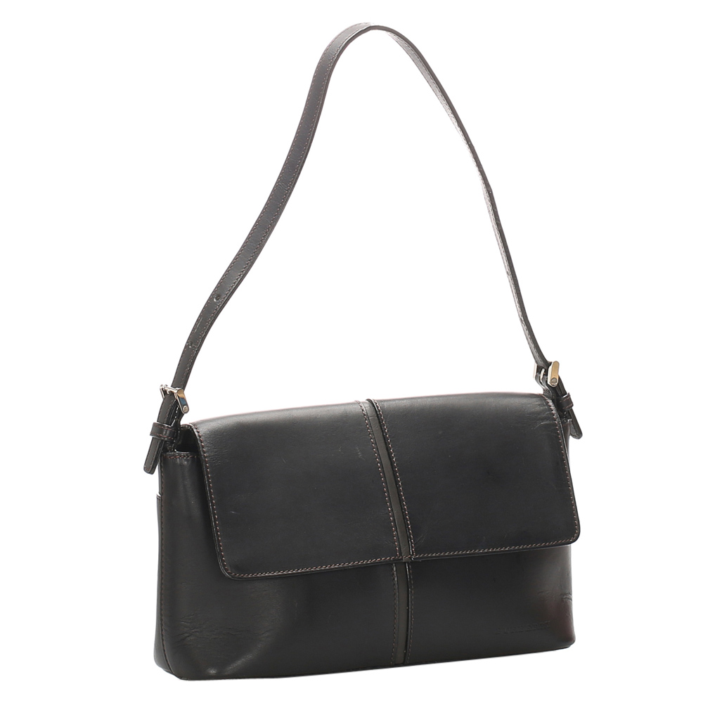

Burberry Black Leather Baguette