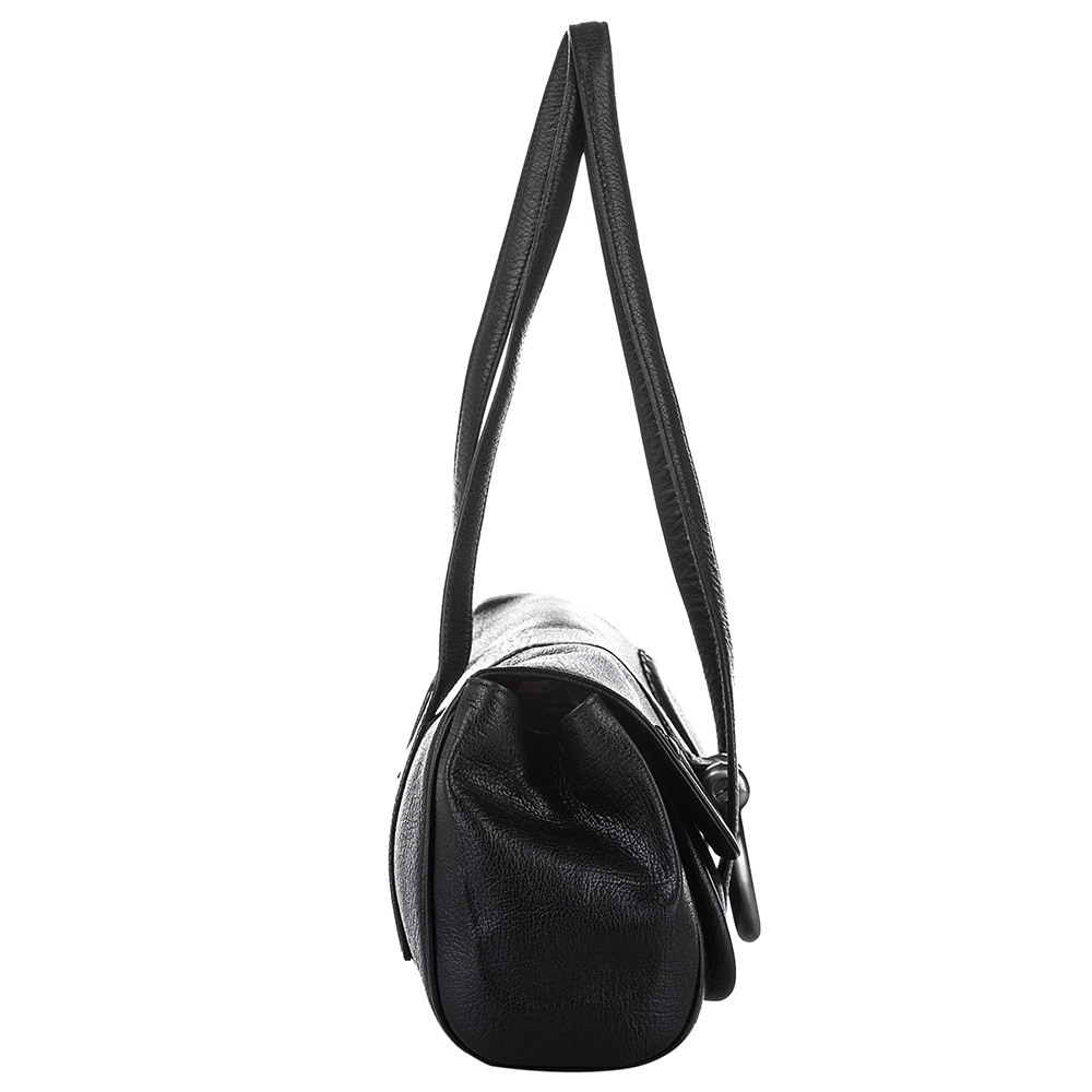 

Burberry Black Leather Shoulder Bag