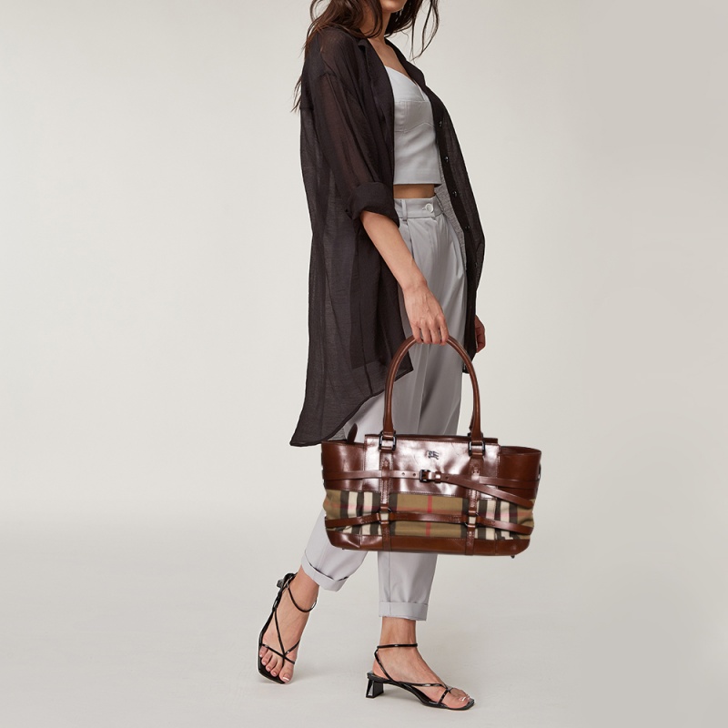 

Burberry Brown House Check Canvas And Leather Bridle Lynher Tote