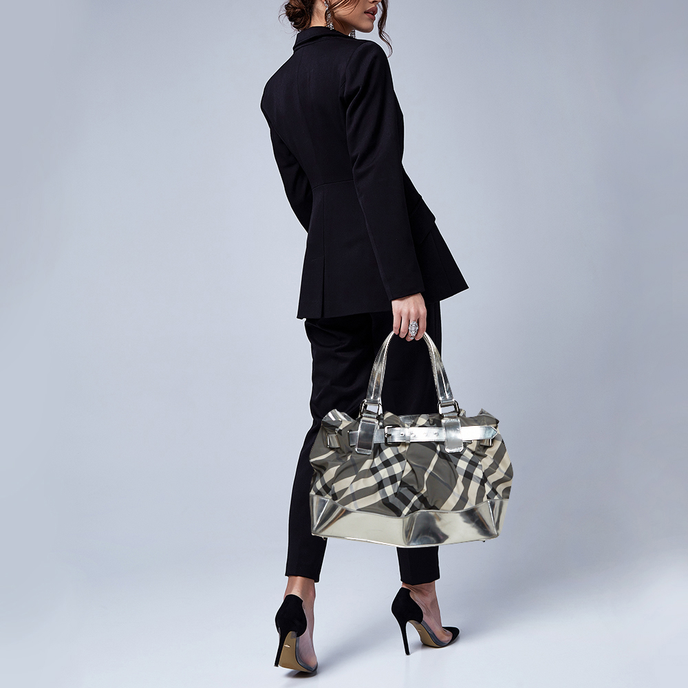 

Burberry Silver Beat Check Nylon and Patent Leather Buckle Tote
