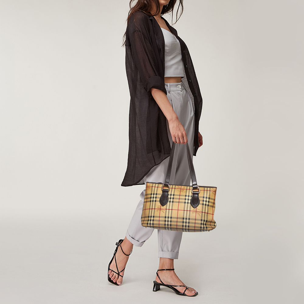 

Burberry Beige/Dark Brown Haymarket PVC and Leather Regent Tote