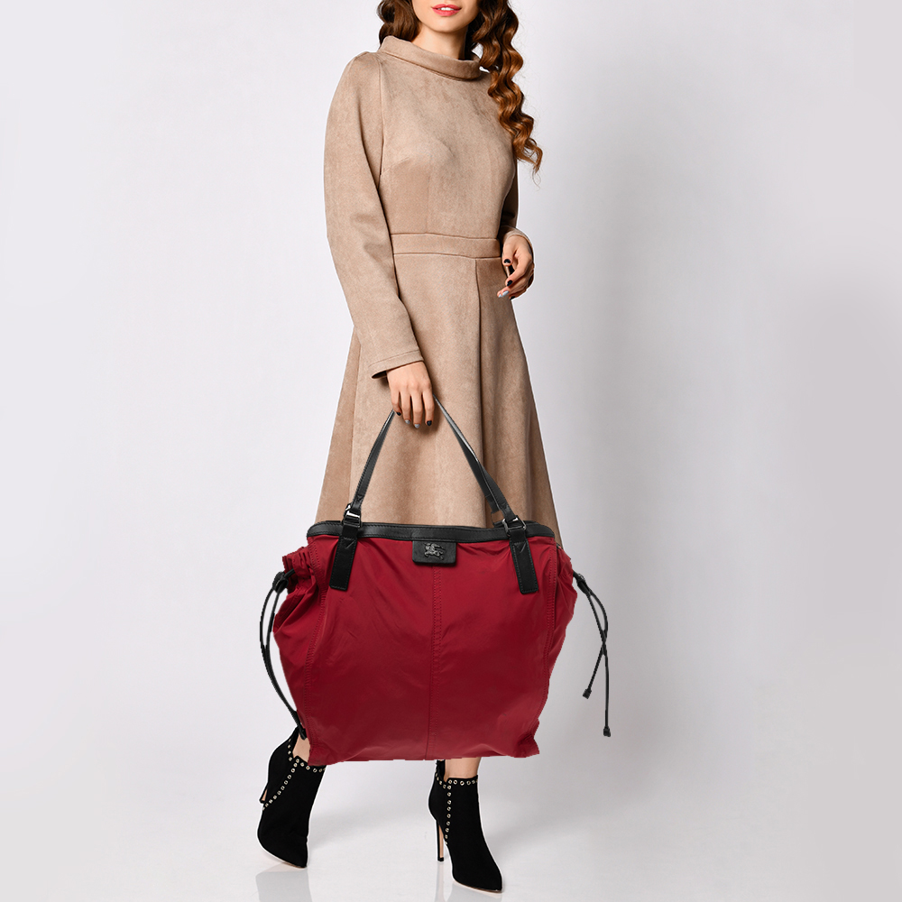 

Burberry Red Nylon Buckleigh Shopper Tote