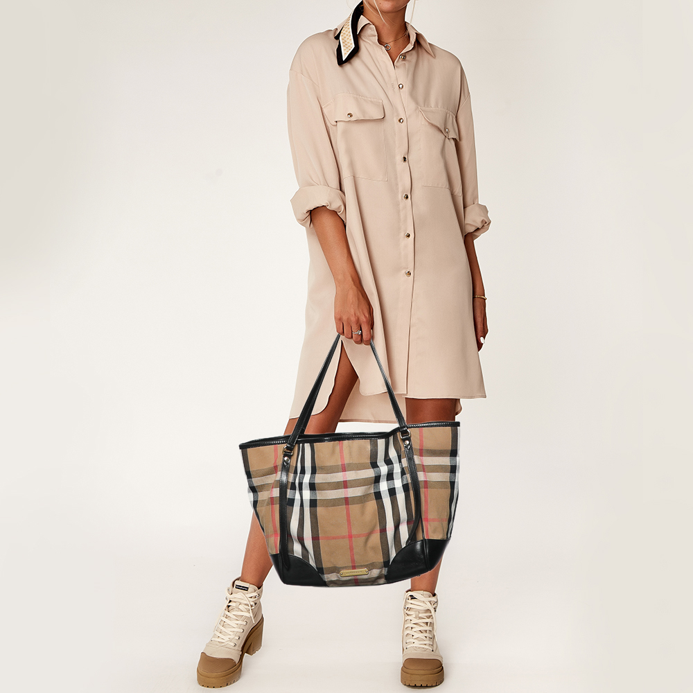 

Burberry Beige/Black House Check Canvas and Leather Canterbury Tote